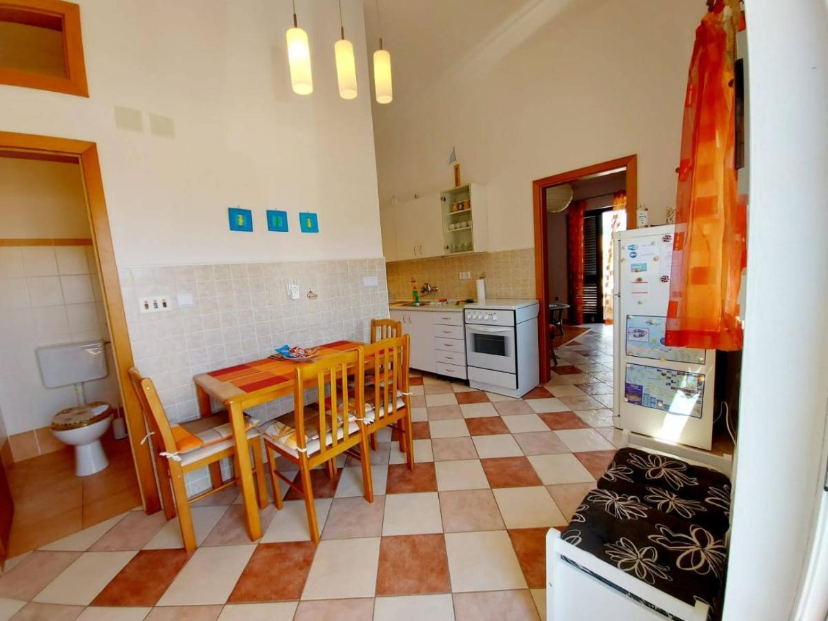 Apartment Pepo Pag Паг Экстерьер фото